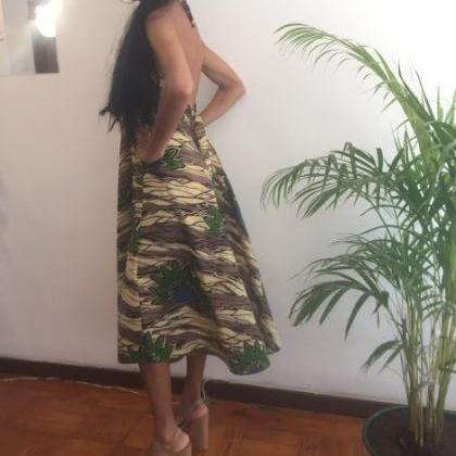 Janet Size M Dress Green Floral Print Knee Lenght..