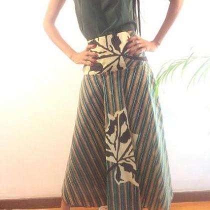 Billie Size L Green Floral Print Skirt Ankle..