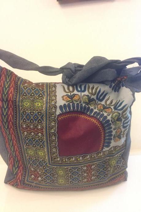 11/ Handmade Dashiki Bag Worldwide